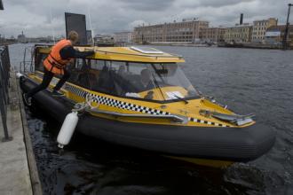 Скорость аквабусов в Петербурге будет ограничена из-за водного шоу для гостей ПЭФ